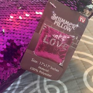 💖 Shimmer Pillow in Purple sequins!